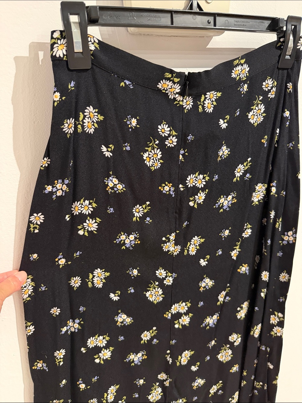 Reformation Black Maxi Skirt with White & Yellow Daisies - Picture 6 of 6